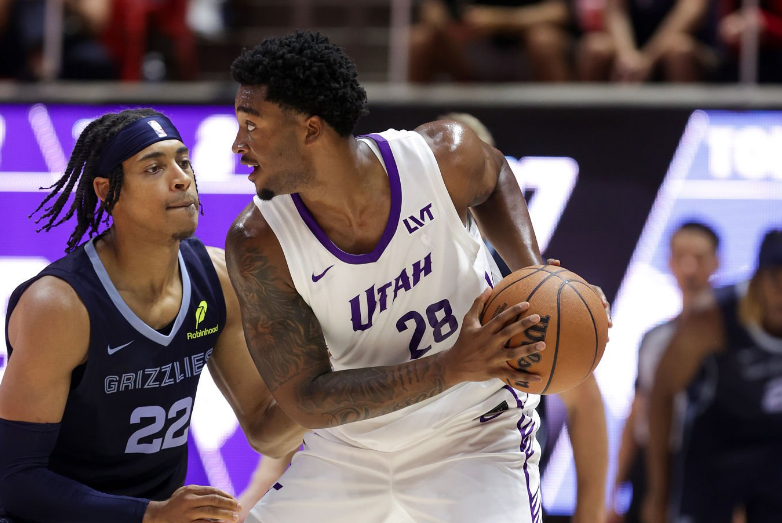 开云体育官网-低级别比赛的顶级得分手！爵士侧翼新星的得分能力真是无可挑剔？