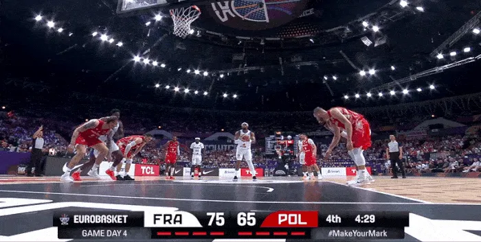 开云体育官网-40+有望？亚布塞莱造犯规两罚全中已34分，法国领先波兰11分