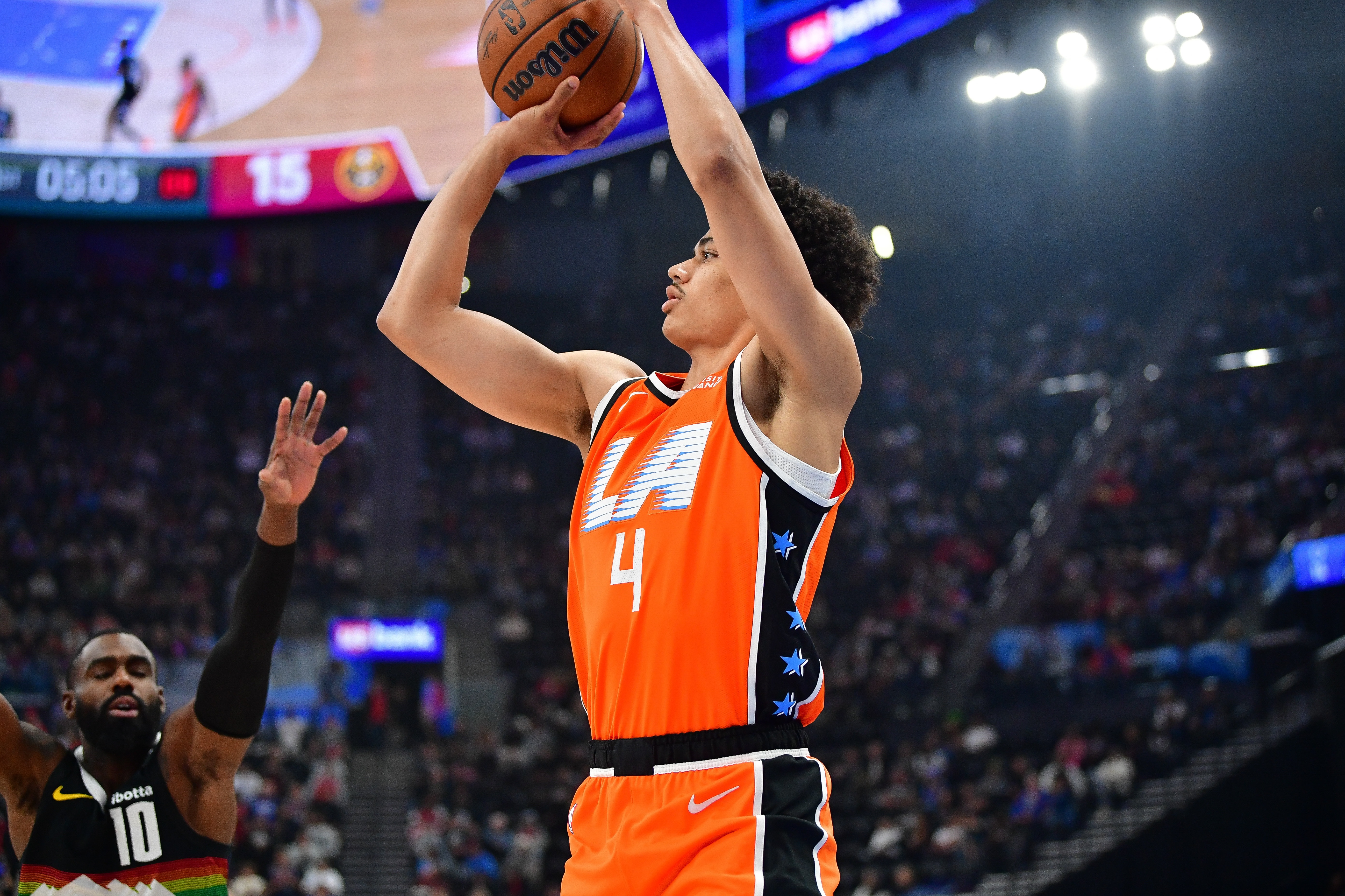 开云体育官网-船记：乔丹·米勒和桑德斯为赢球出大力 他们取得了惊人的进步